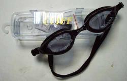 Очки для плавания взрослые  CLIFF G2803 черные